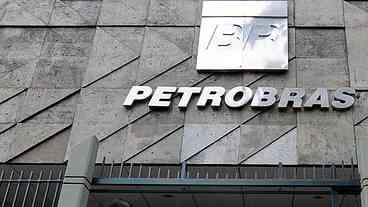 Estatal brasileira do petróleo emite títulos da dívida, um ano depois