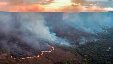 Brasil concentra 76% dos incêndios na América do Sul, diz Inpe