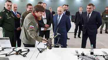 Rússia está aumentando em 10 vezes produção de drones, diz Putin