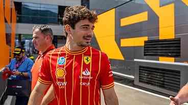 Charles Leclerc diz que Ferrari 'lutará' por vitória no GP de Singapura