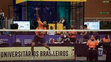 Competições de esportes coletivos do JUBs começam no DF