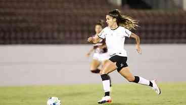 Corinthians goleia a Ferroviária e assume liderança do Brasileiro Feminino