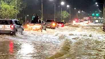 Tempestades atingem a capital acreana e deixam desabrigados