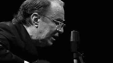 Projeto do Sesc estreia com música inédita de João Gilberto