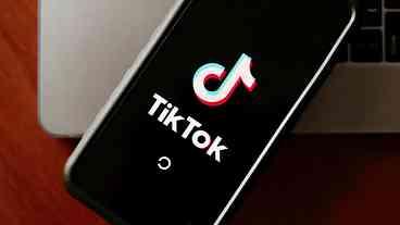 Reino Unido aplica multa ao TikTok por violação de dados