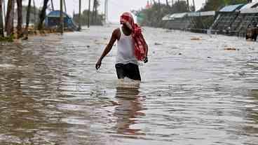 Índia limita vítimas de ciclone com alertas antecipados