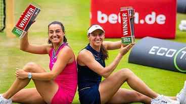 Luisa Stefani conquista título de duplas femininas do WTA 500 de Berlim