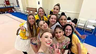 Meninas da Ginástica Rítmica conquistam o ouro, na Romênia