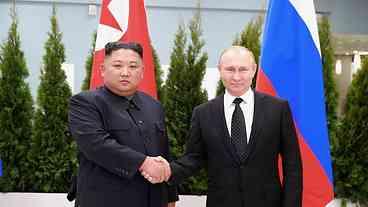 Kim e Putin prometem laços mais fortes entre Coreia do Norte e Rússia