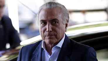 Temer é mais uma vez levado ao hospital para nova cirurgia