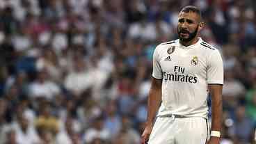 Advogado de Benzema acusa empresário de ter tentado roubar o jogador