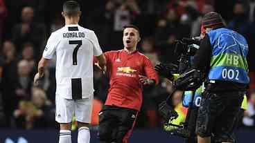 Manchester United pode ser multado por se atrasar para partida contra a Juventus