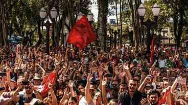 A hora da Resistência e da Frente pela Democracia