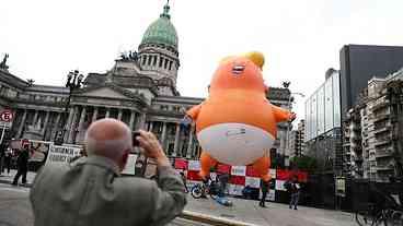 G20: bebê Trump é o protagonista dos protestos