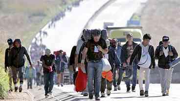 Obrador encontra líderes centro-americanos para negociar fluxo de imigrantes