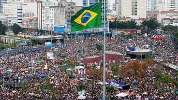 A meta da resistência é Democracia e Soberania