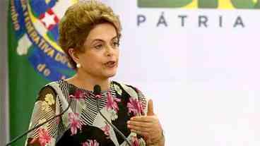 Dilma completa 71 anos com artérias desentupidas após cirurgia cardíaca