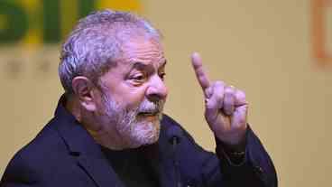 Em carta de Ano Novo, Lula convoca os brasileiros à resistência