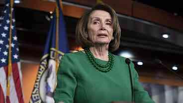 Nancy Pelosi avisa que congressistas democratas vigiarão Trump de perto