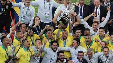 Brasil vence Peru e conquista Copa América no Maracanã