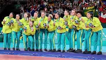 Brasil garante prata nos Jogos Pan-Americanos no vôlei feminino