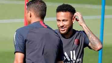 Neymar está disponível para voltar a jogar pelo PSG, diz técnico