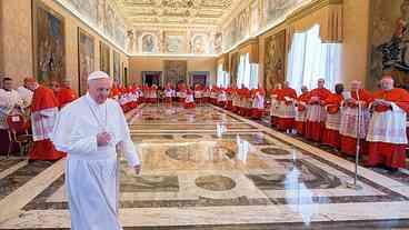 Papa Francisco reza pelo fim da violência no Sudão