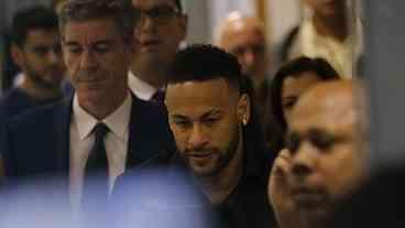 Advogado de mulher que acusa Neymar de estupro deixa o caso 