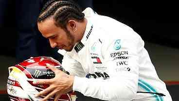 Lewis Hamilton vence GP da China e lidera mundial de Fórmula 1