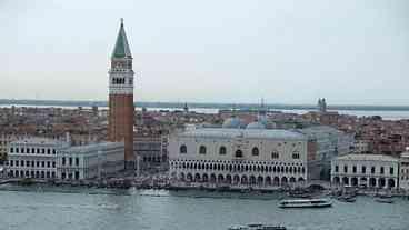 Veneza deve ser colocada em lista de risco da Unesco