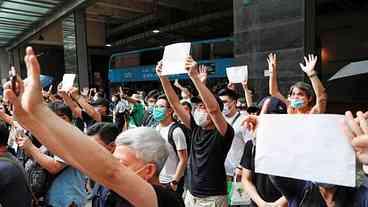 Hong Kong: WhatsApp interrompe processamento de pedidos de autoridades por dados de usuários 