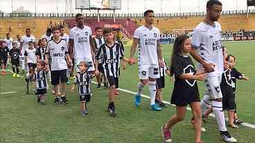 Derrota logo no início do Campeonato Carioca não abala o Botafogo