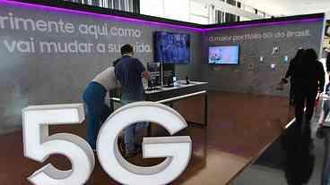 Leilão do 5G concede primeiros serviços, com lances bilionários