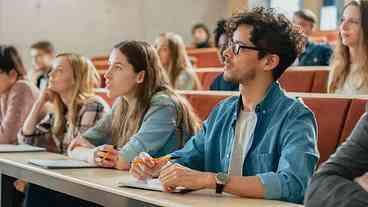 Universitários reclamam de frequentes mudanças em grades curriculares