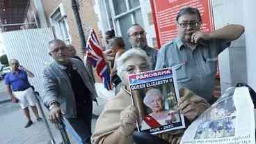 Rainha Elizabeth II é homenageada no Reino Unido e em outros países