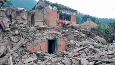 Terremoto no Nepal deixa mortos e abala Nova Délhi