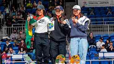 Rayssa Leal conquista prata em Tóquio, no Mundial de Skate Street