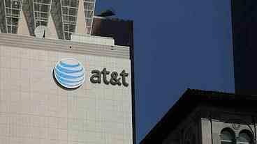 Demanda por 5G impulsiona novos assinantes pós-pagos da AT&T