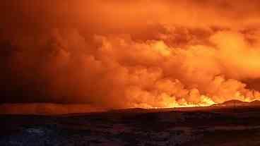 Vulcão entra em erupção no sudoeste da Islândia após terremotos