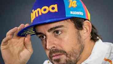 Alonso diz que voltou à Fórmula 1 para 'vencer e se divertir'