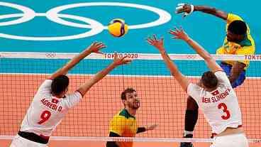 Jogos de Tóquio: Brasil vence Tunísia na estreia do vôlei masculino