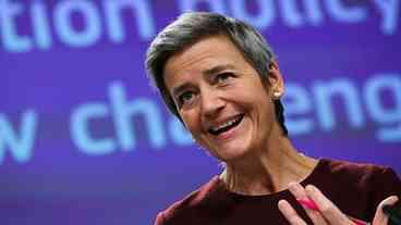 Vestager comemora votação da União Europeia de leis sobre tecnologia mais rígidas