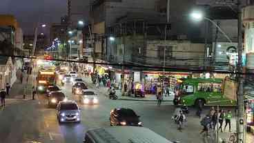 Estado investe na iluminação de via que liga a Baixada ao Rio