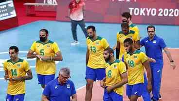 Brasil perde para Comitê Russo no vôlei masculino e se despede da briga pelo ouro