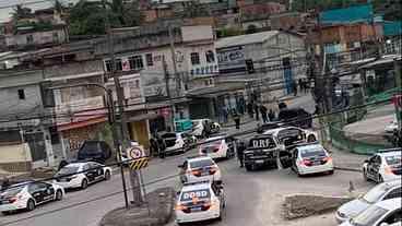 Polícia do Rio faz operação contra narcomilicianos na Zona Oeste