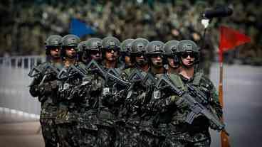 Exército pune 38 militares por furto de metralhadoras em São Paulo