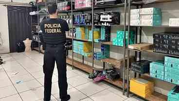 PF prende grupo que vendia ilegalmente pela Internet eletrônicos