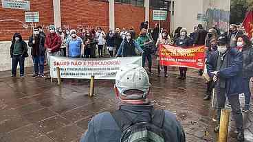 Trabalhadores se mobilizam contra privatização da saúde em Porto Alegre