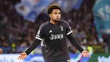 Juventus condena racismo contra McKennie em jogo da Copa da Itália