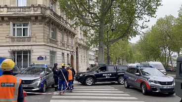 França prende homem que invadiu consulado do Irã em Paris